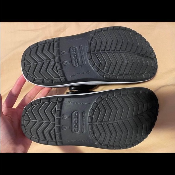 Black and white Baya Striped crocs - Picture 4 of 8